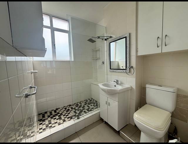 3 BEDROOM APARTMENT TO LET IN MORNINGSIDE
